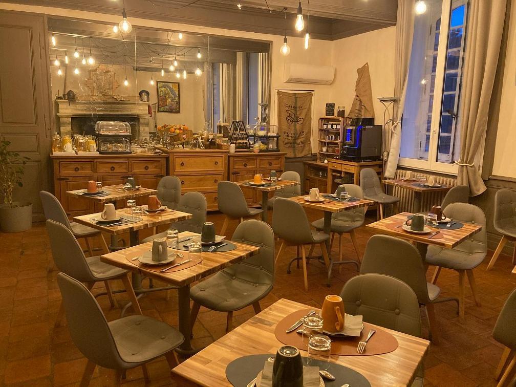 Logis Domaine De Peyrolade Bed and Breakfast Daux Εξωτερικό φωτογραφία