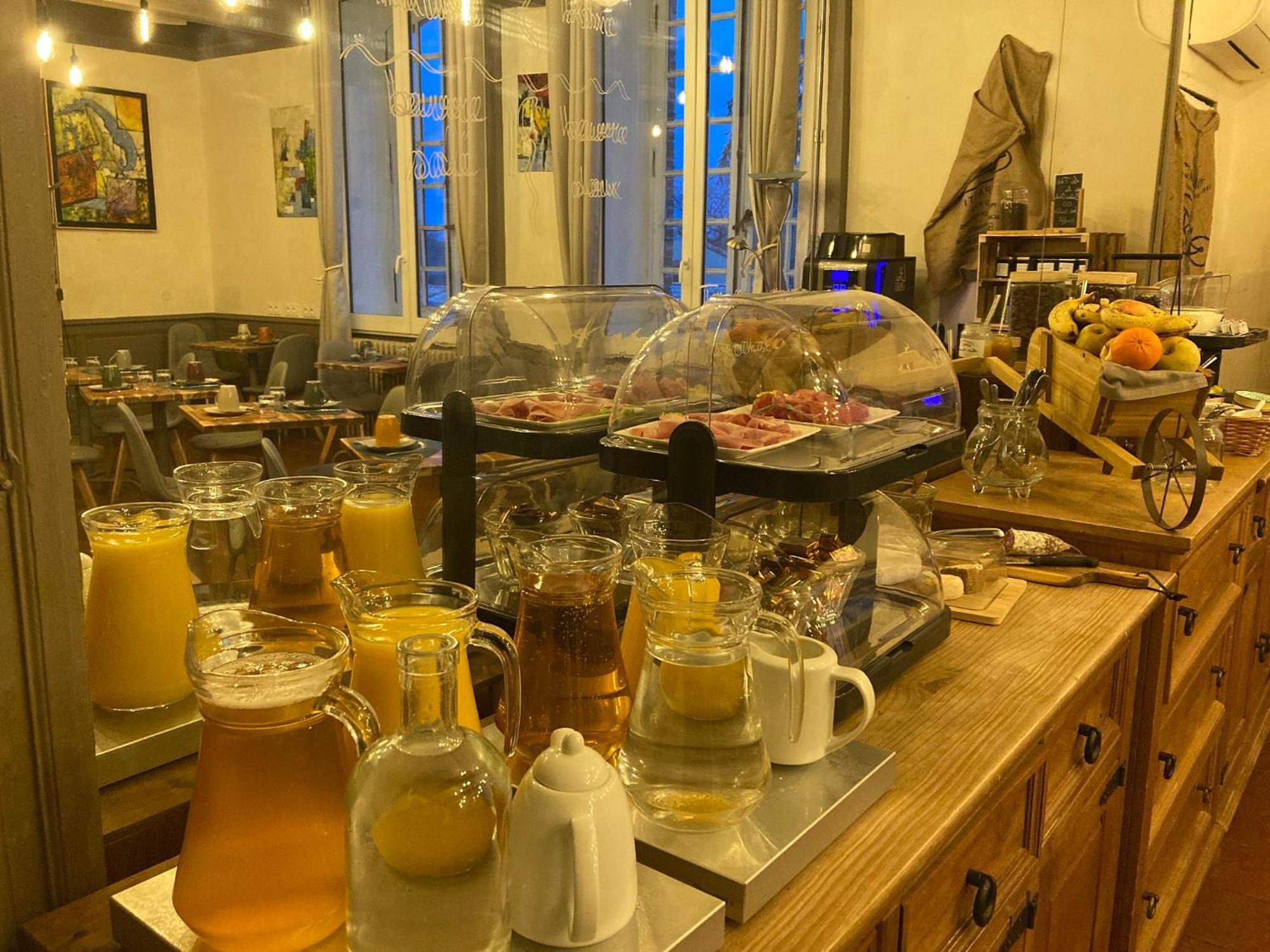 Logis Domaine De Peyrolade Bed and Breakfast Daux Εξωτερικό φωτογραφία